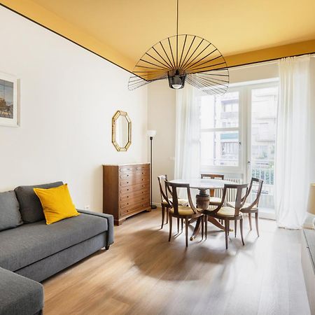 Easylife - Luminosa Dimora In Sant'Ambrogio Apartment Milan Bagian luar foto
